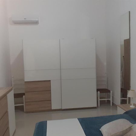 Cosy Apartment By The Sea Birżebbuġa Eksteriør bilde