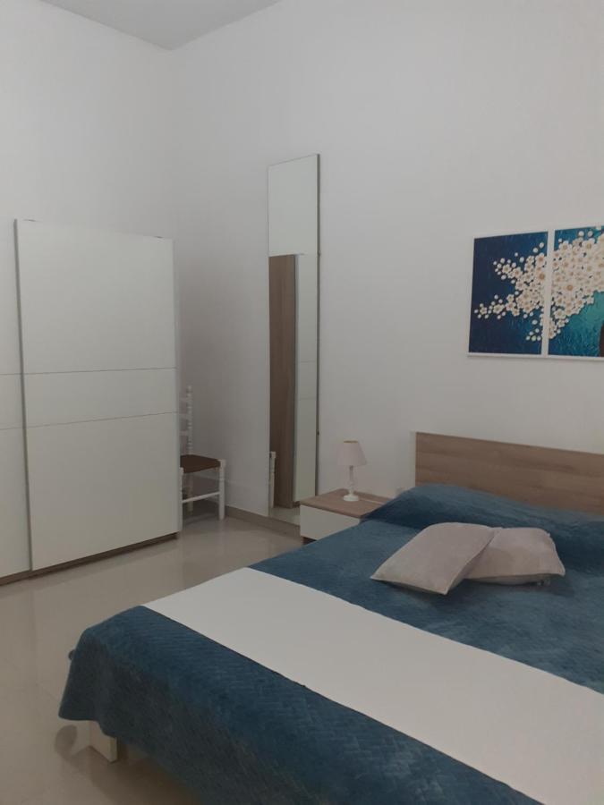 Cosy Apartment By The Sea Birżebbuġa Eksteriør bilde
