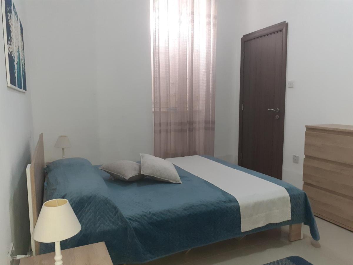 Cosy Apartment By The Sea Birżebbuġa Eksteriør bilde